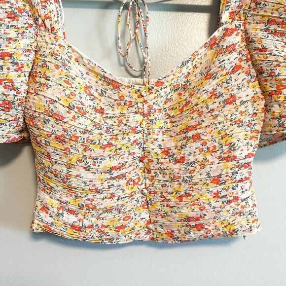 ASTR Floral Pintuck Pleated Smocked Puff Sleeve Crop Top NWT Size S - Picture 7 of 12